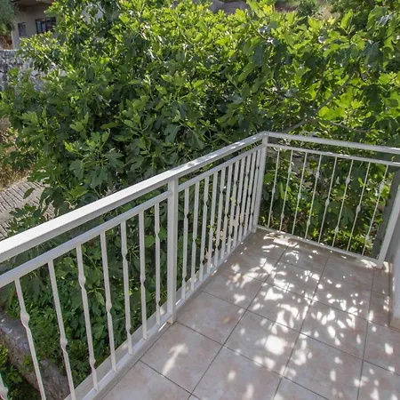 Apartment Mastrinka 11283a *