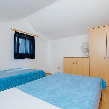 Mastrinka 11283a * Trogir