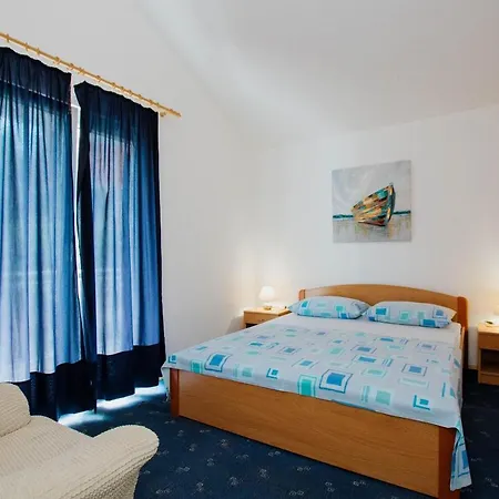 Mastrinka 11283a Apartamento