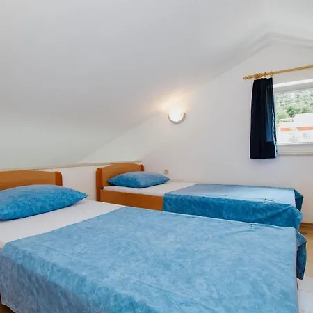 Mastrinka 11283a Apartamento