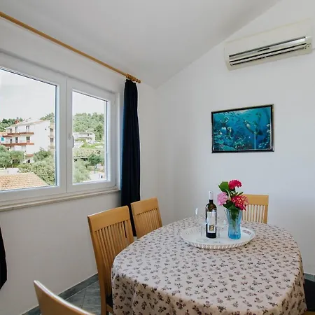 Apartment Mastrinka 11283a Trogir